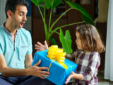 Cadeaux fête des pères : 5 idées qui feront mouche à coup sûr